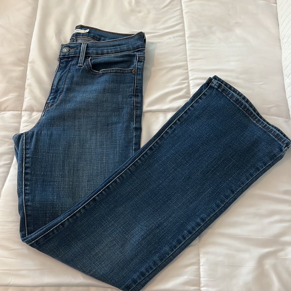 Levis Bootcut - Picture 4 of 9